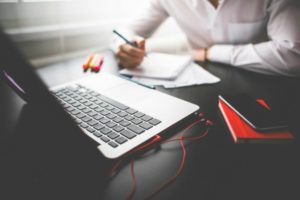 ABOGADOS ASESORES